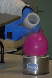Azote liquide contraction ballon 1.jpg